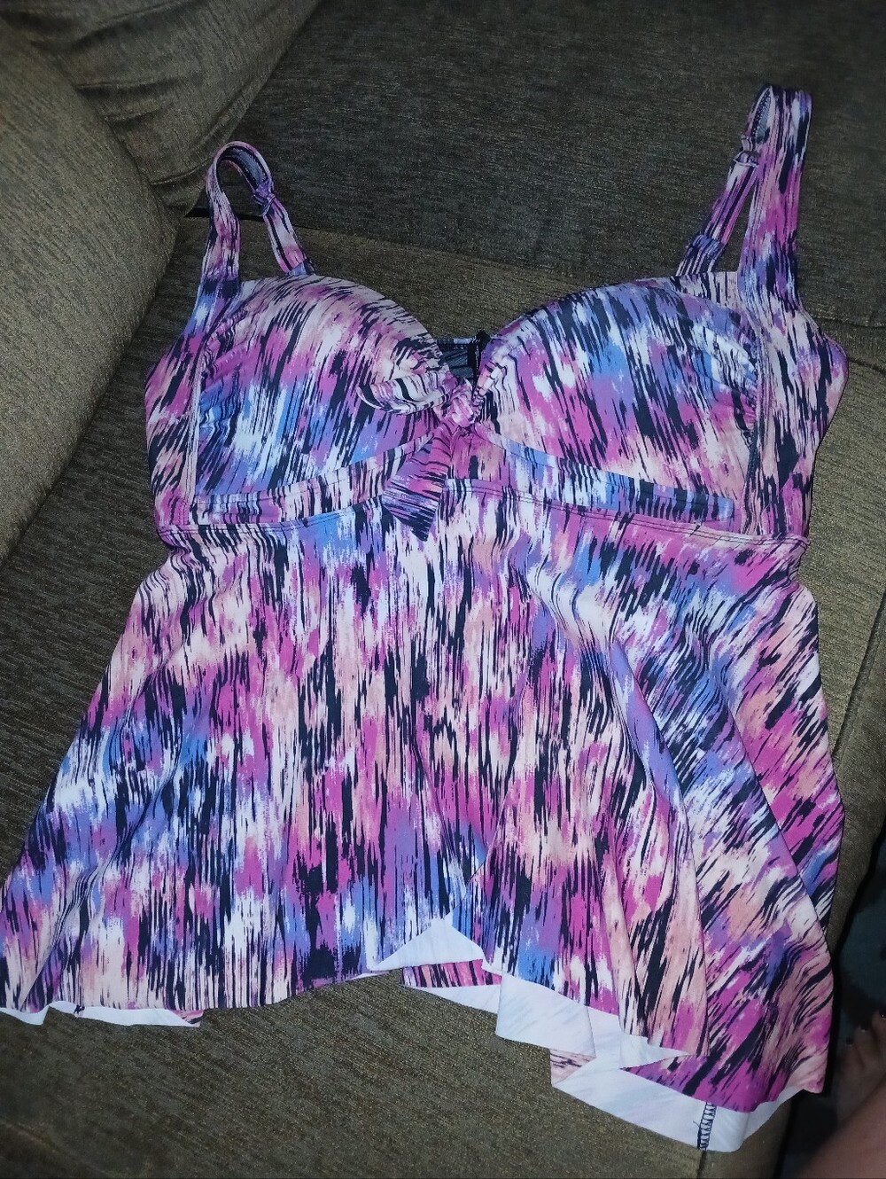 Torrid Mirage Flyaway Wireless Tankini Swimsuit Top